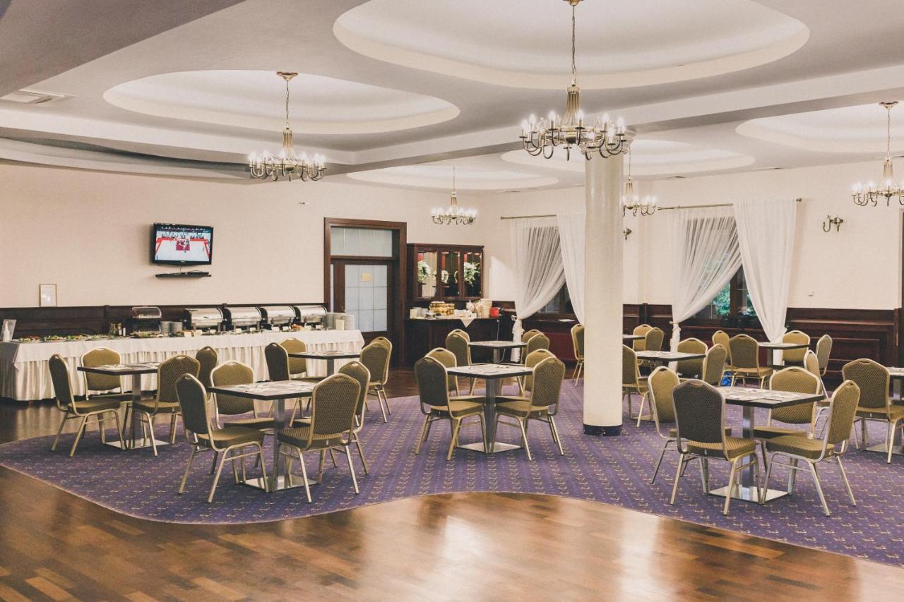 Hotel Czardasz Spa & Wellness Plock Ngoại thất bức ảnh