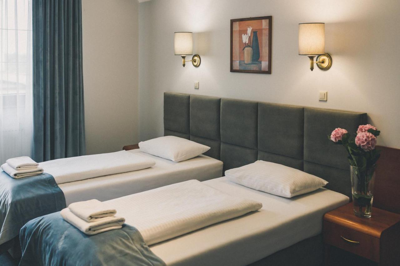 Hotel Czardasz Spa & Wellness Plock Ngoại thất bức ảnh