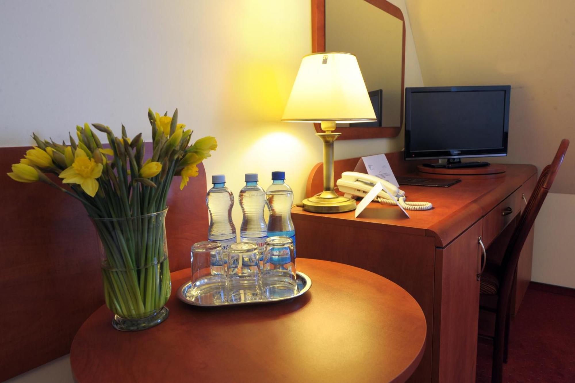 Hotel Czardasz Spa & Wellness Plock Phòng bức ảnh